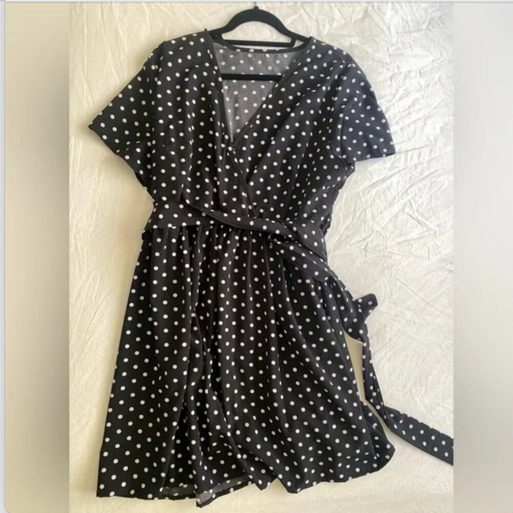 SHEIN black and white polka-dot dress 2X